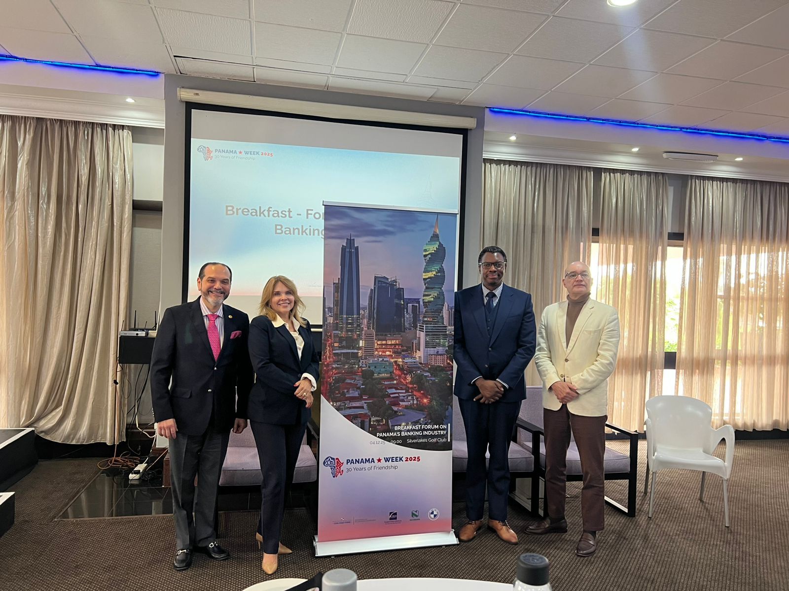 La Superintendencia de Bancos de Panamá (SBP) sigue proyectando al país en escenarios internacionales, esta vez en el Panama Week Sudáfrica 2025