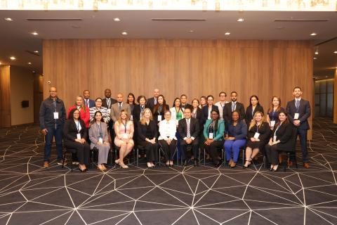 Supervisores bancarios de 12 países fortalecen sus capacidades en Panamá con curso impartido por la Reserva Federal