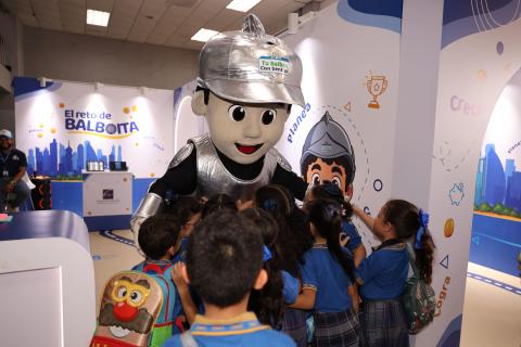 SBP impulsa la cultura financiera en la Feria Internacional del Libro